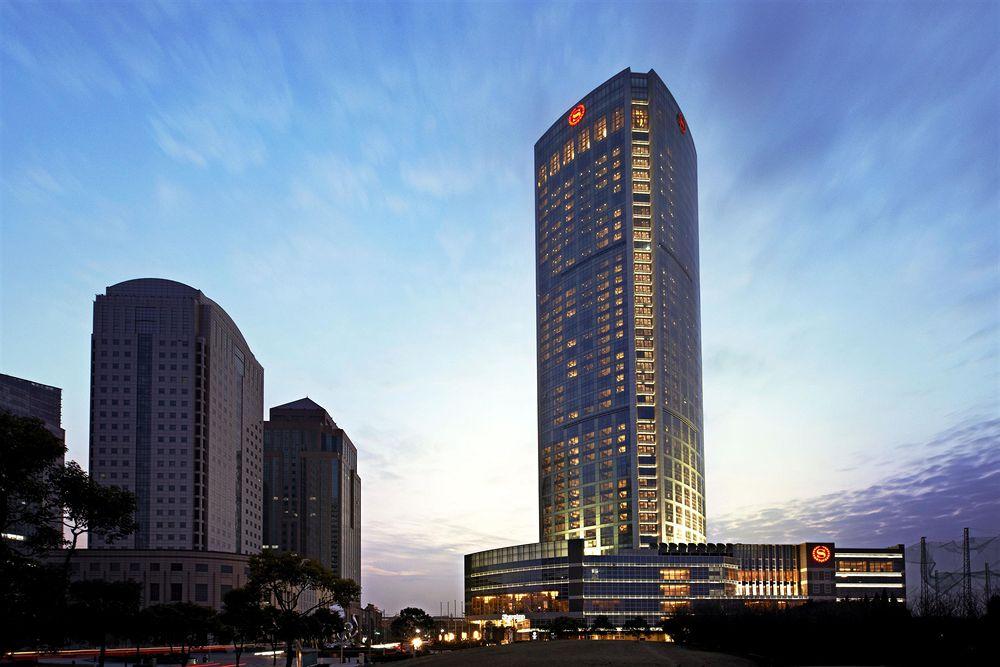 Sheraton Shanghai Waigaoqiao Hotel Exterior photo