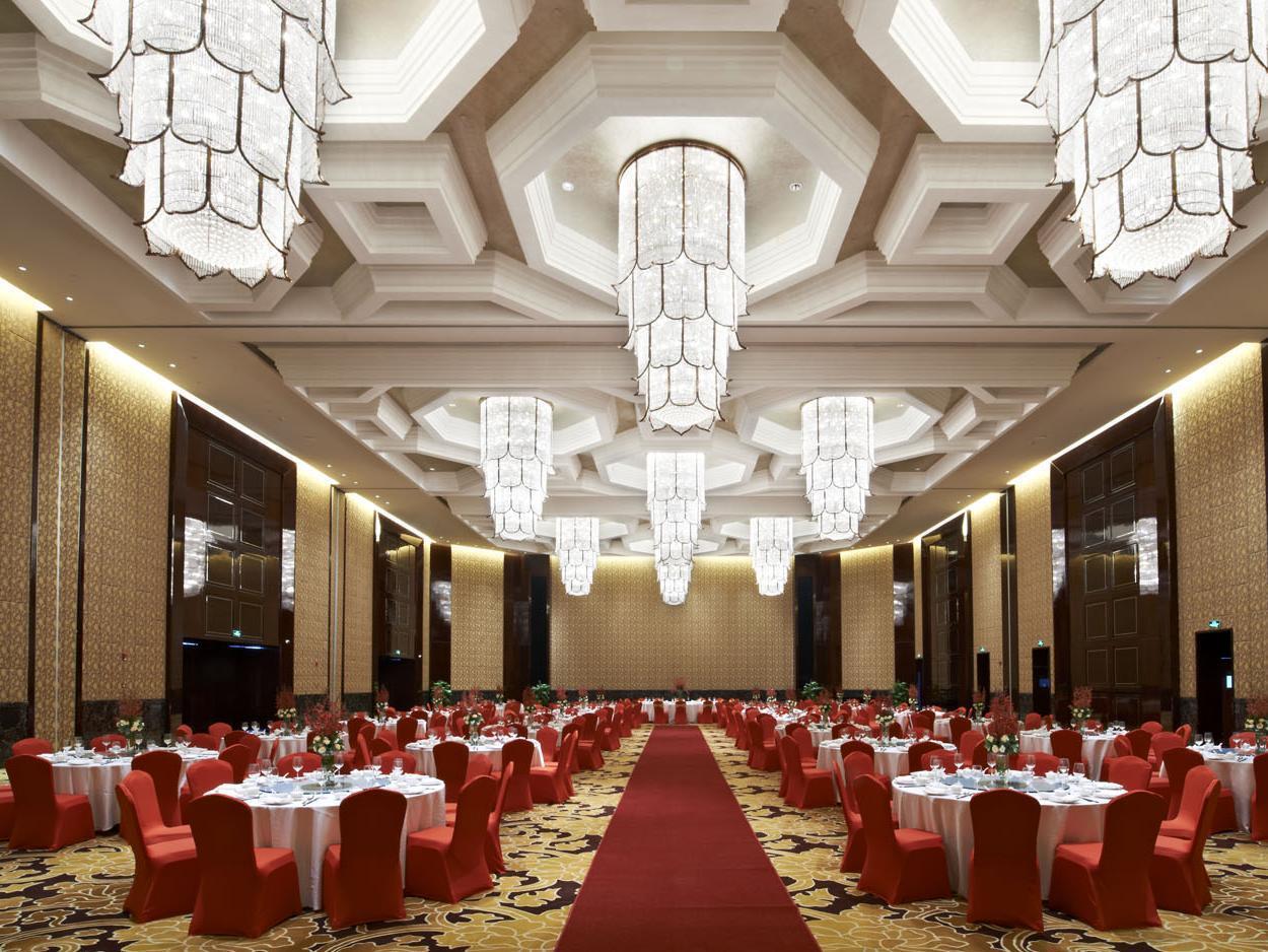 Sheraton Shanghai Waigaoqiao Hotel Exterior photo