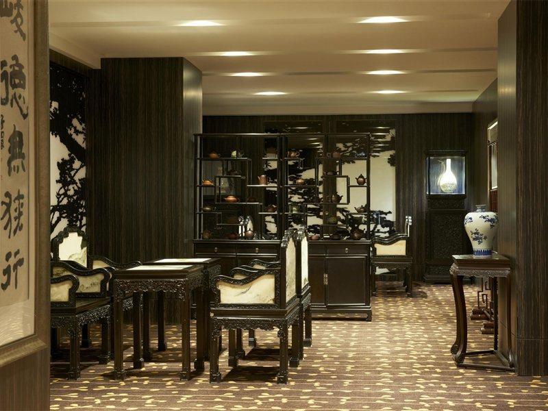 Sheraton Shanghai Waigaoqiao Hotel Exterior photo