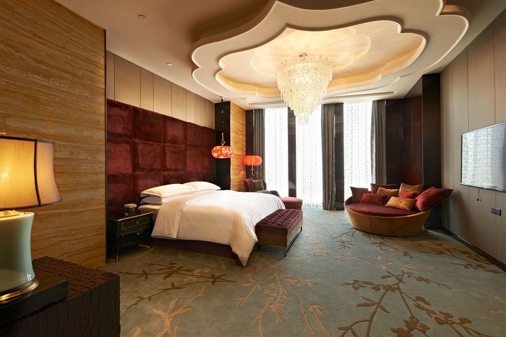 Sheraton Shanghai Waigaoqiao Hotel Exterior photo