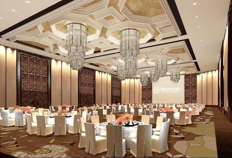Sheraton Shanghai Waigaoqiao Hotel Exterior photo
