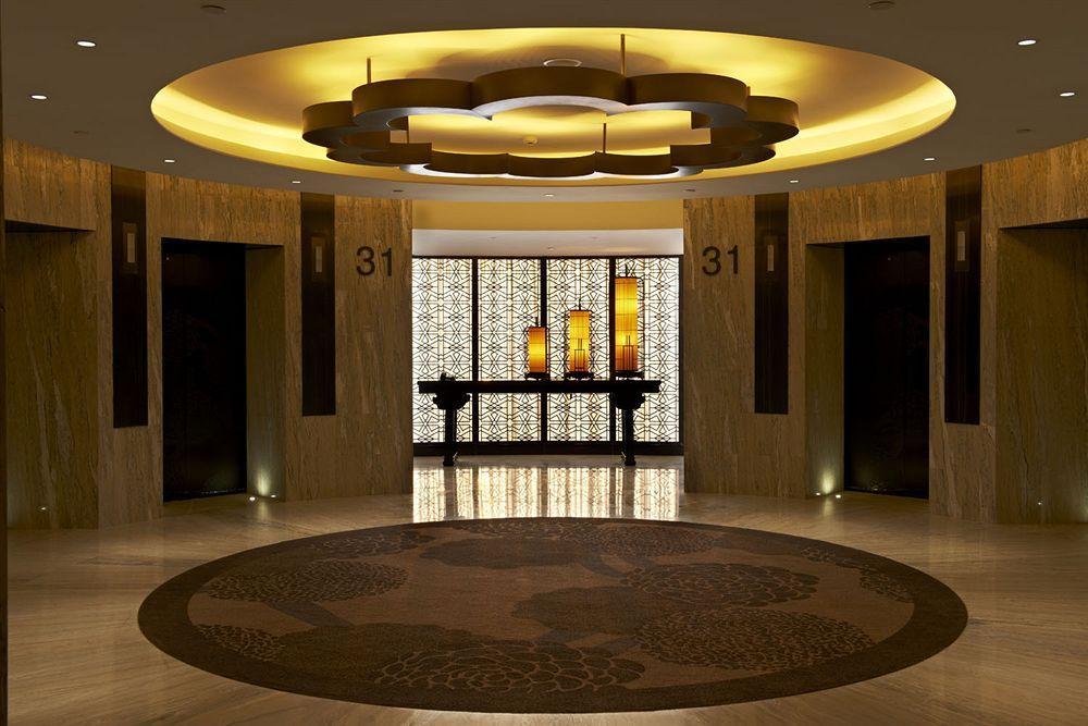 Sheraton Shanghai Waigaoqiao Hotel Exterior photo
